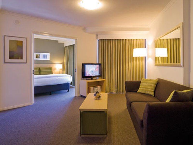 Adina Apartment Hotel Brisbane Extérieur photo