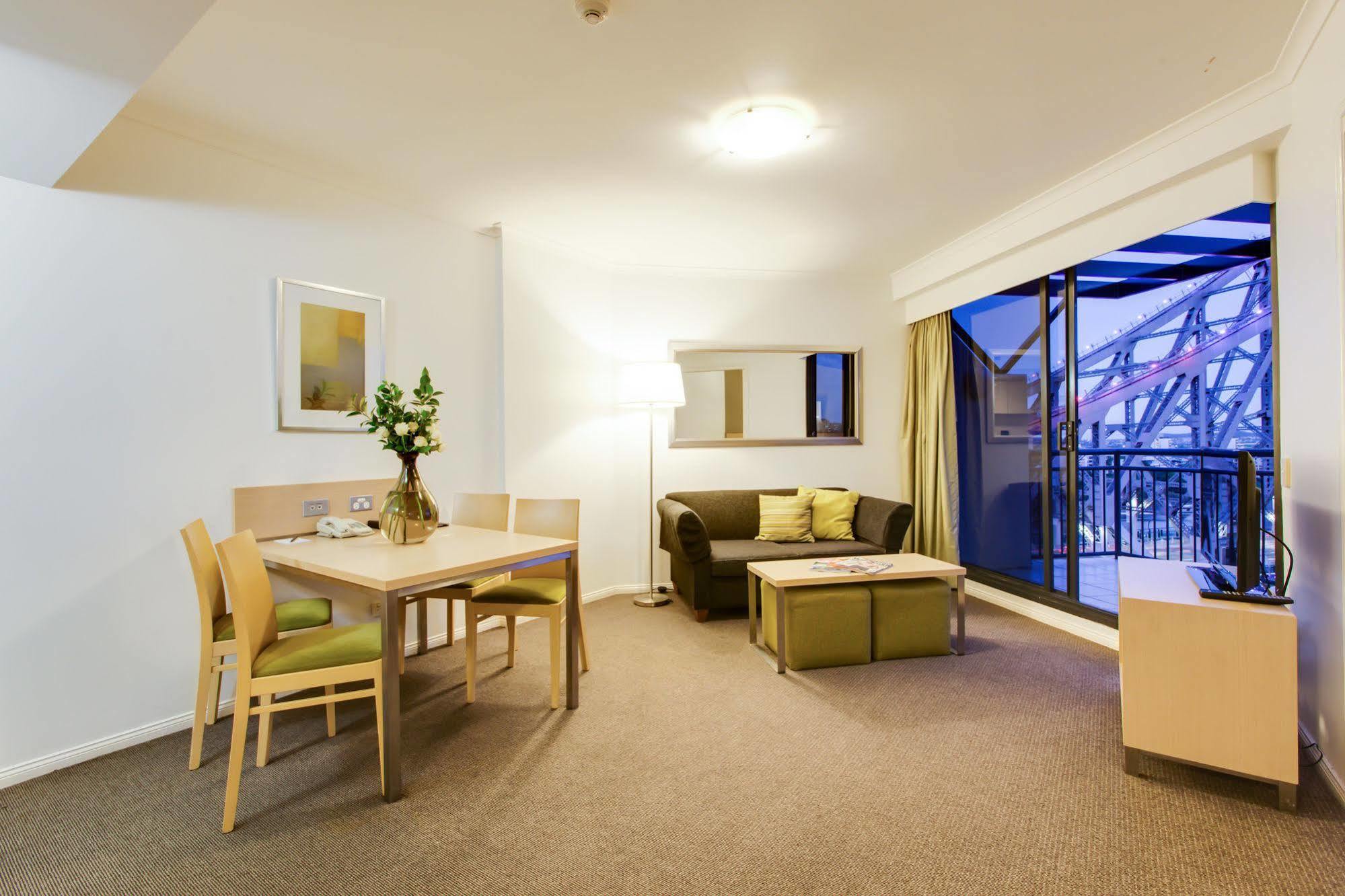 Adina Apartment Hotel Brisbane Extérieur photo