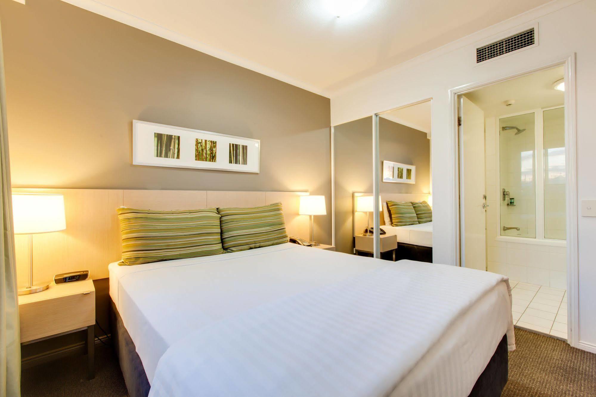 Adina Apartment Hotel Brisbane Extérieur photo