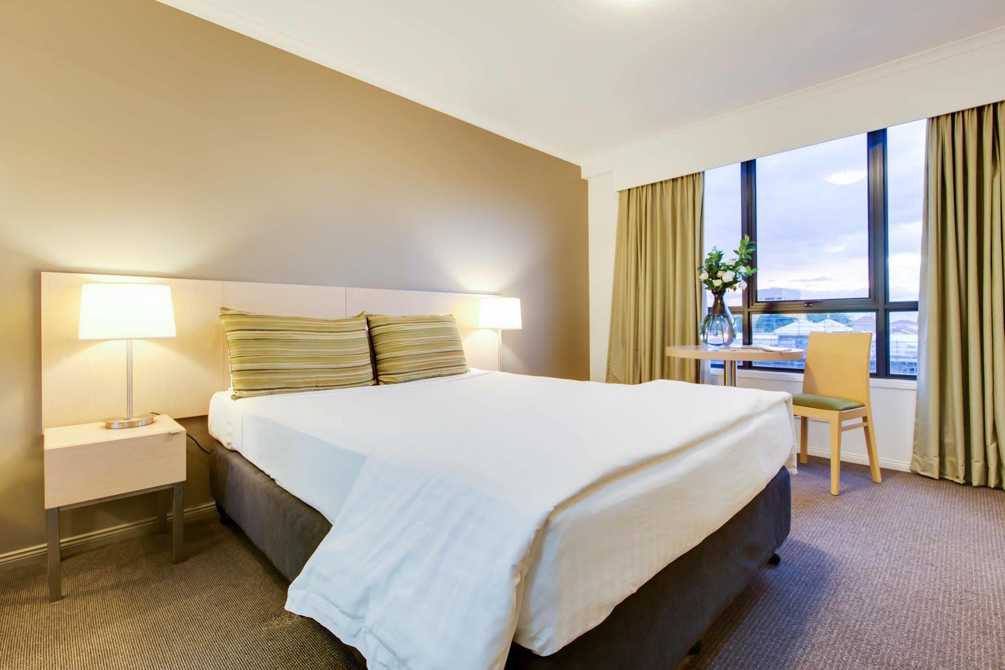 Adina Apartment Hotel Brisbane Extérieur photo